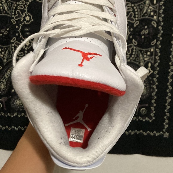 Jordan 3 - Picture 5 of 5